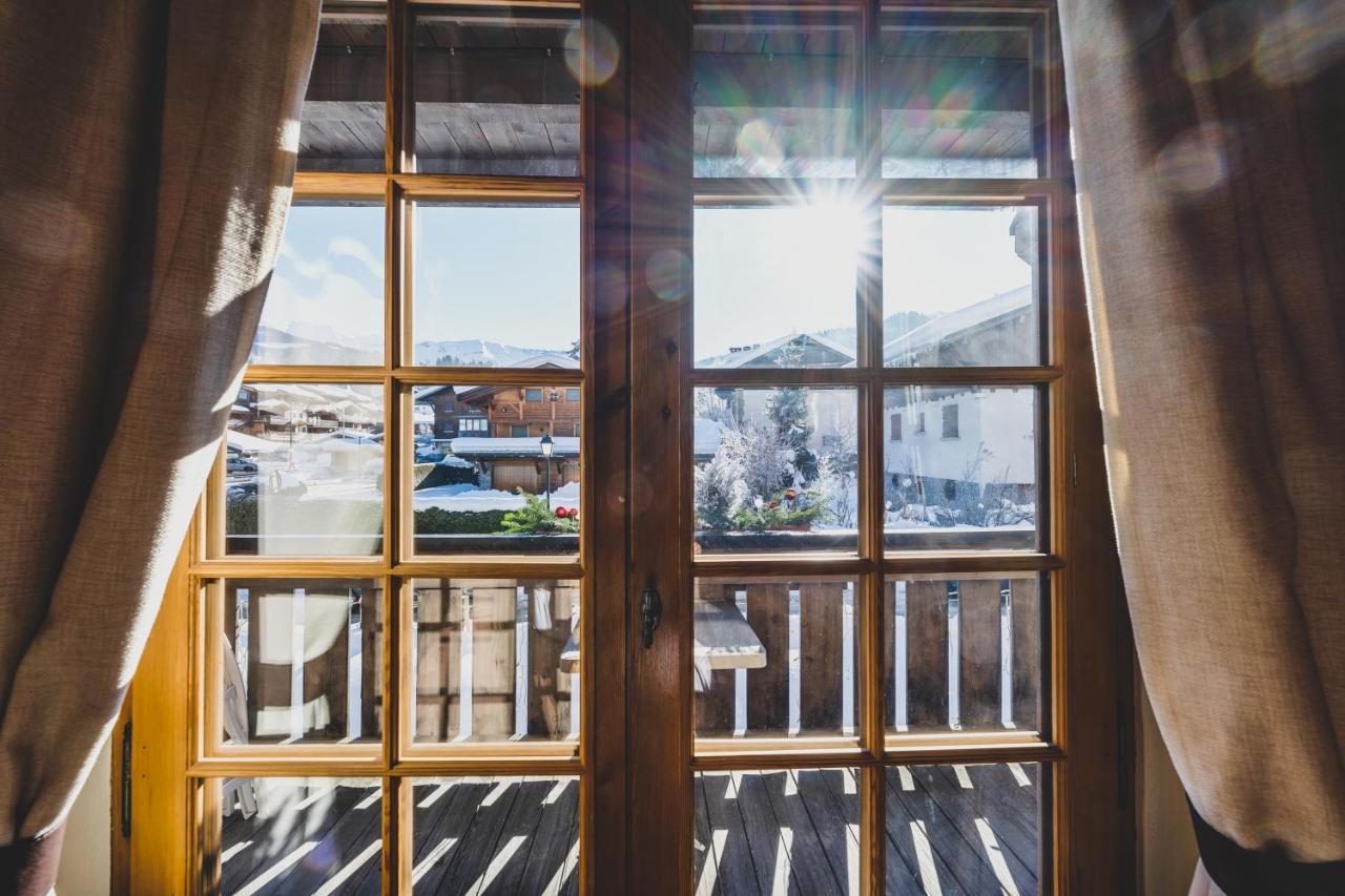 Hotel La Grange D'Arly Megeve Bagian luar foto